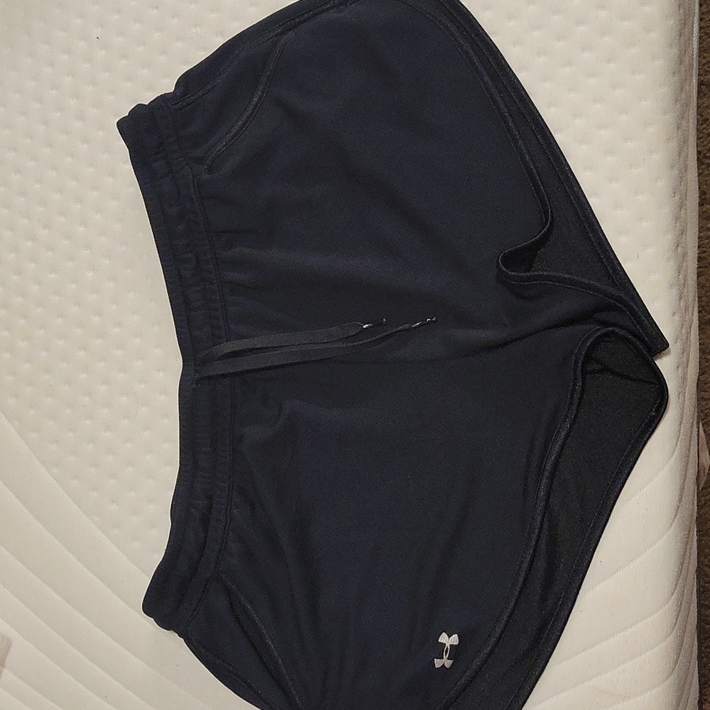 Under Armour shorts, size Large